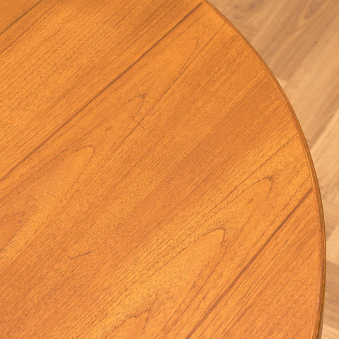 Danish round dining table in teak by Skovmand & Andersen for Moreddi
