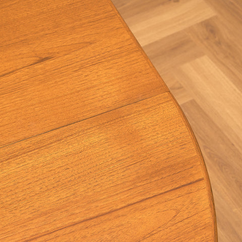 Danish round dining table in teak by Skovmand & Andersen for Moreddi
