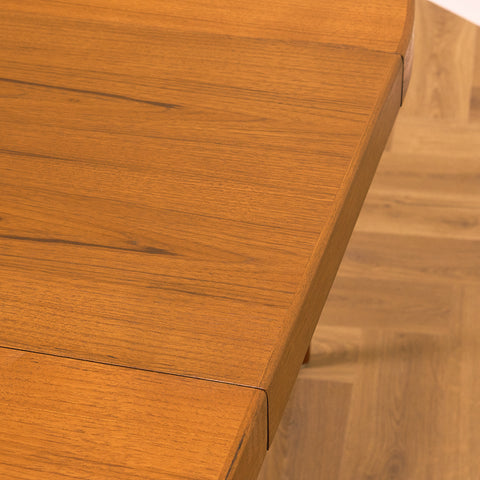 Danish round dining table in teak by Skovmand & Andersen for Moreddi