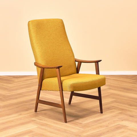 Norwegian armchair in solid walnut, model 500 by Braathen & Brattrud for Dokka Möbler