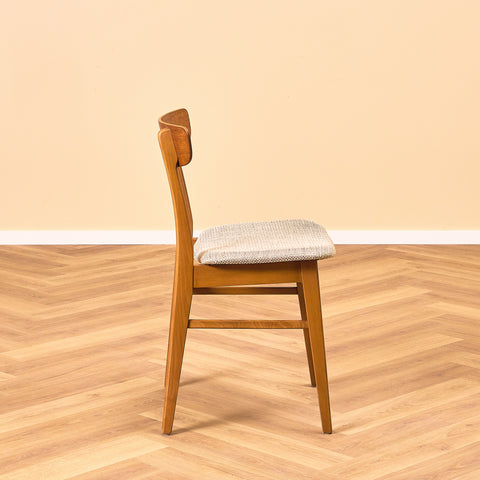 Danish dining chairs in teak & beech by Findahl Møbelfabrik, model 'Møsbol'