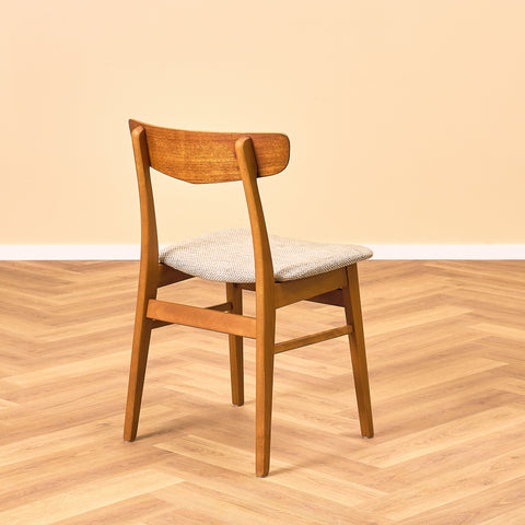 Danish dining chairs in teak & beech by Findahl Møbelfabrik, model 'Møsbol'
