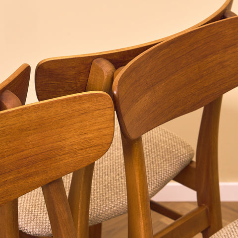 Danish dining chairs in teak & beech by Findahl Møbelfabrik, model 'Møsbol'