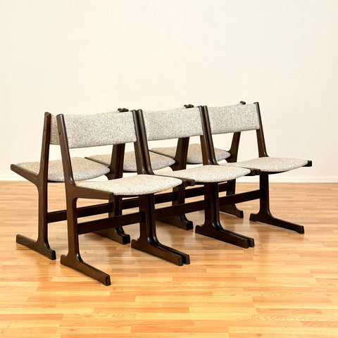 Danish dining chairs in oak by Farstrup