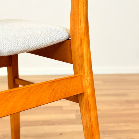 Danish set of 6 dining chairs in oak & beech by Findahl