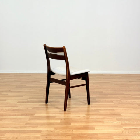 Danish set of 8 dining chairs in oak & beech by Findahl