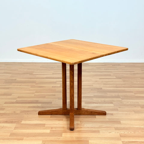 Danish small dining square table in oak by Børge Mogensen