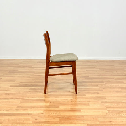 Danish set of 4 dining chairs in teak & beech