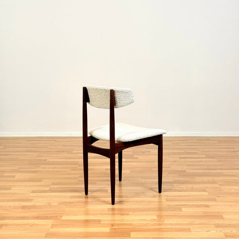 Danish set of 4 dining chairs in solid wood