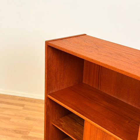 Large danish bookshelf in teak by Westergaards Møbelfabrik