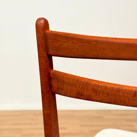 Danish set of 6 dining chairs in teak
