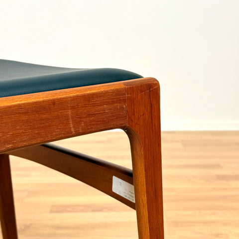 Danish set of 4 dining chairs by Erik Buch for Nova Stolefabrik