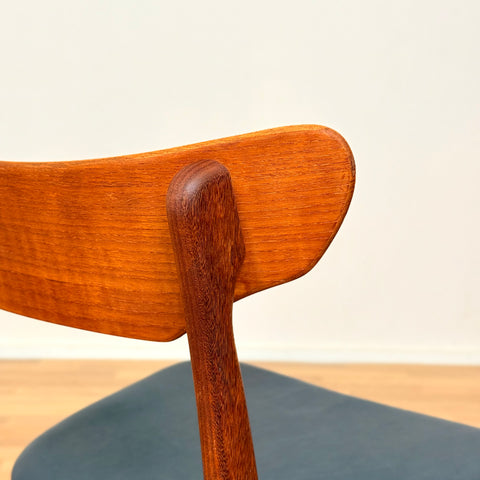 Danish set of 6 dining chairs in teak by Schiønning & Elgaard