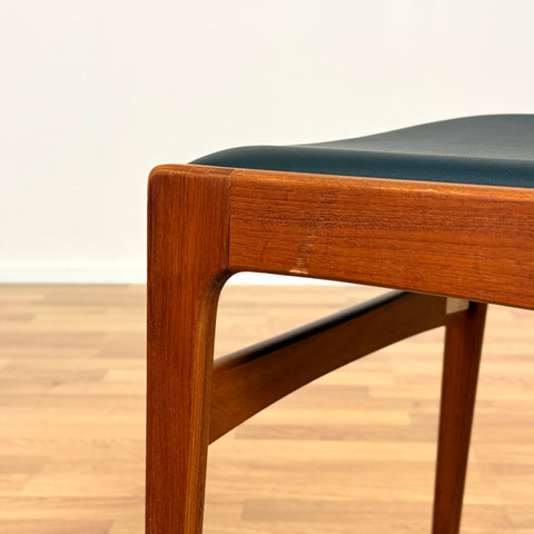 Danish set of 4 dining chairs by Erik Buch for Nova Stolefabrik