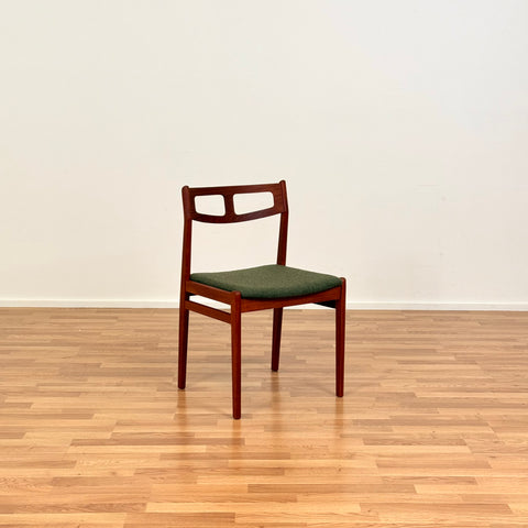 Set of 4 dining chairs in solid teak, 1950s-60s, Denmark