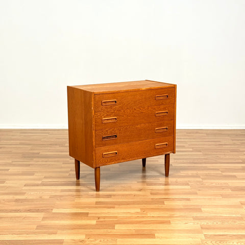 Chest of drawers in oak, Sweden