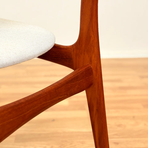 Danish set of 4 dining chairs in teak by Schiønning & Elgaard
