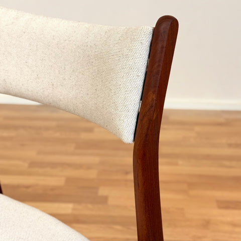 Set of 2 dining chairs in teak, SAX, Denmark