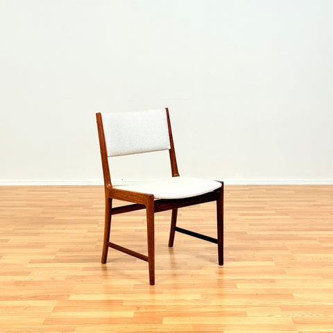Danish dining chairs in Santos rosewood by Kai Lyngfeldt Larsen