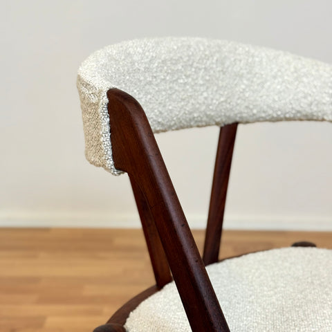 Danish set of 4 dining chairs in teak by Henning Kjærnulf