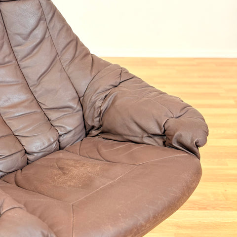 Danish armchairs in leather 'Silhouette', by H.W. Small for Bramin