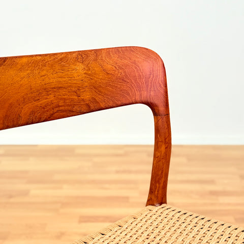 Danish set of 4 dining chairs 'model 75' by Niels O. Moller