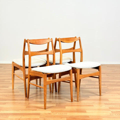 Swedish set of 4 dining chairs in oak