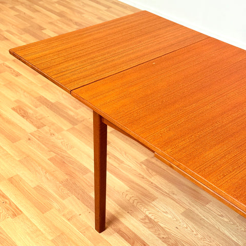 Swedish rectangular dining table in teak by Ulferts Möbler