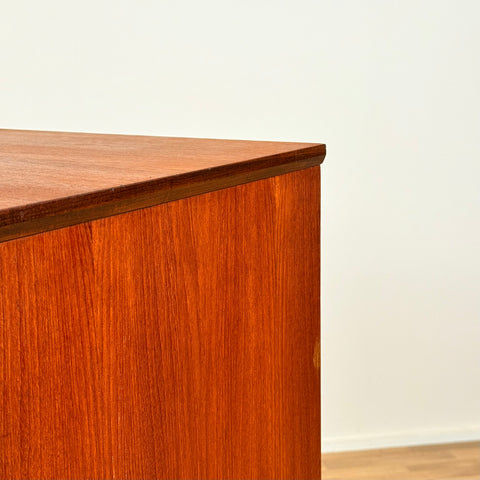 Danish chest of drawers in teak