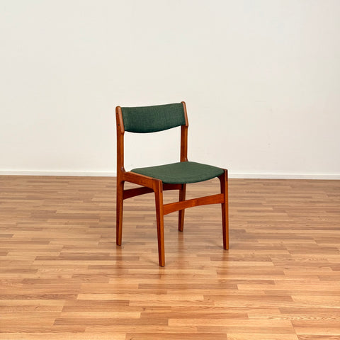 Danish set of 6 dining chairs in teak by Erik Buch