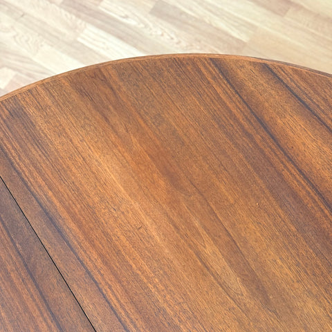Danish round dining table in teak & beech