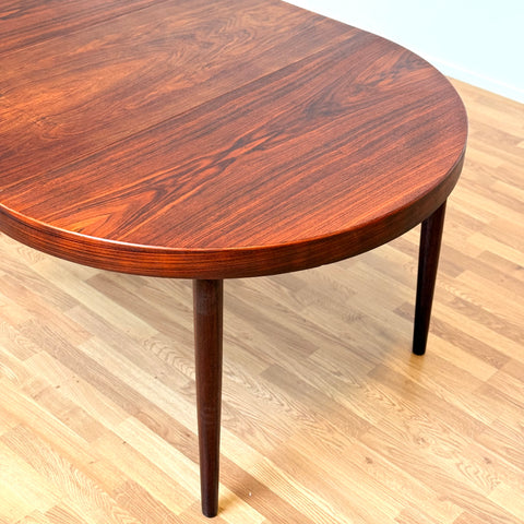 Danish round dining table by Kai Kristiansen for Feldballes Furniture Factory