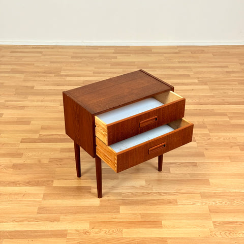 Danish chest of drawers in teak by Kjeld Bundgard