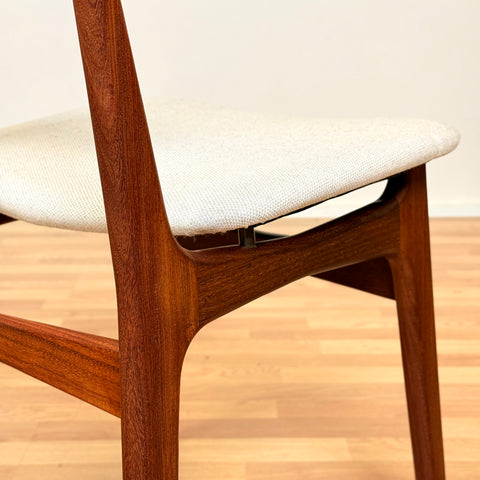 Danish set of 6 dining chairs in teak by Schiønning & Elgaard
