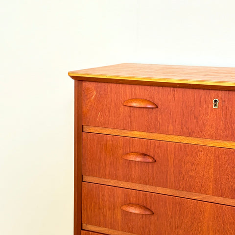 Danish chest of drawers in teak
