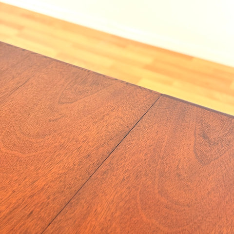 Danish oval dining table in mahogany by Skovby Møbelfabrik