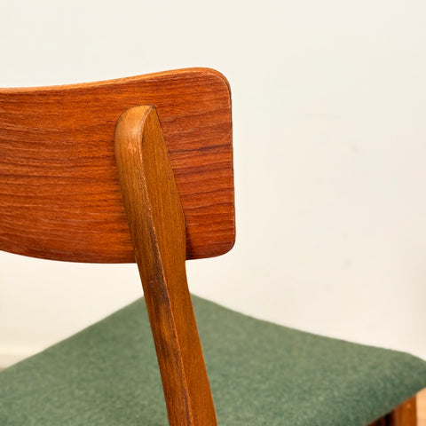 Set of 8 dining chairs in teak & beech, 1950s-60s, Denmark