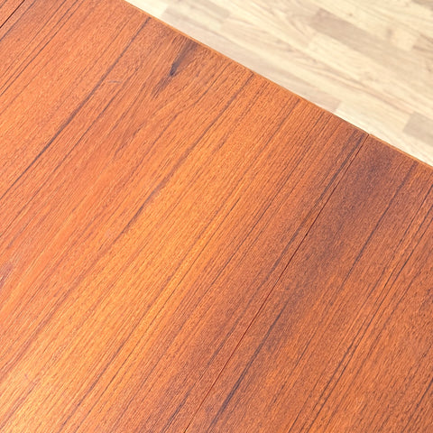Danish dining table in teak "Arne Vodder style"