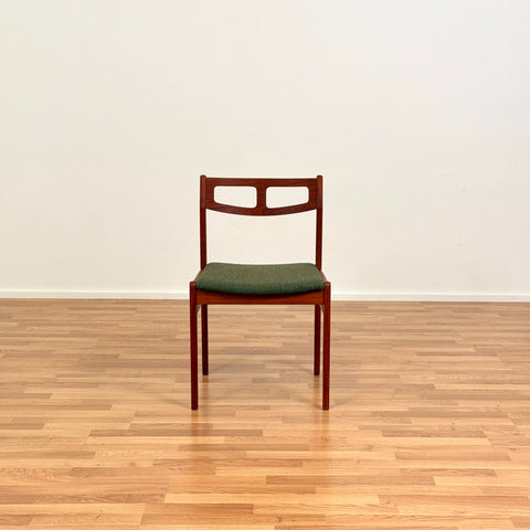 Set of 4 dining chairs in solid teak, 1950s-60s, Denmark