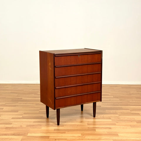 Danish chest of drawers in teak by Hanbjerg Møbelfabrik