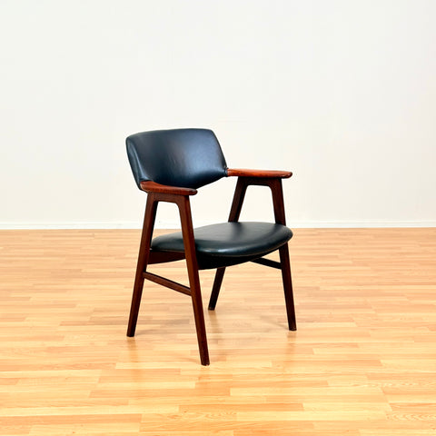 Danish set of 2 dining armchairs in Santos rosewood & beech by Erik Kirkegaard for Høng Stolefabrik