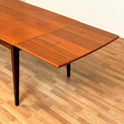 Danish rectangular dining table in teak wood
