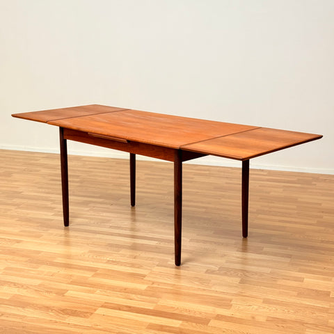Danish rectangular dining table in teak