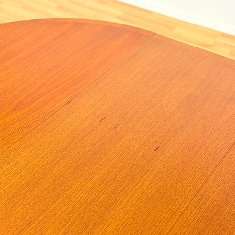 Swedish round dining table in walnut by Skaraborgs Möbelindustri in Tibro
