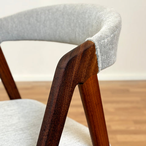 Danish set of 4 dining chairs in walnut