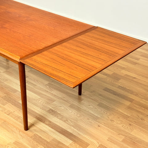 Danish rectangular dining table in teak