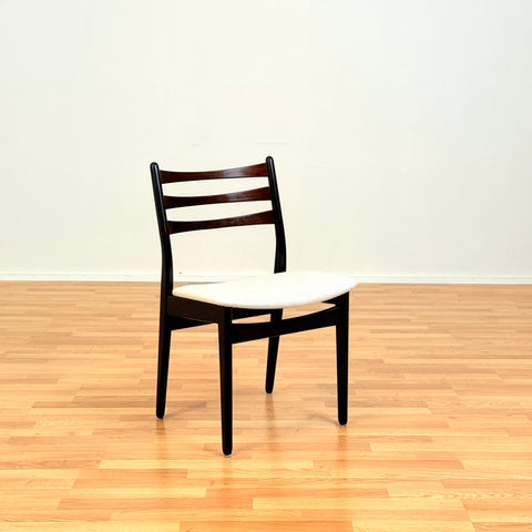 Danish pair of dining chairs in Santos rosewood