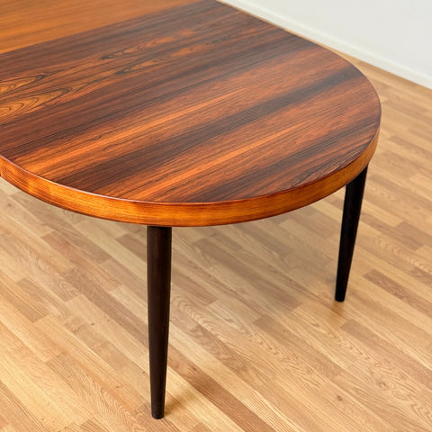 Danish round dining table by Kai Kristiansen for Feldballes Furniture Factory