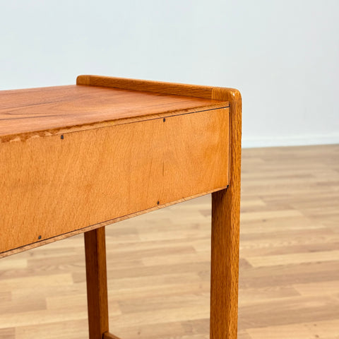 Swedish teak & oak side table by Fröseke, AB Nybrofabriken.