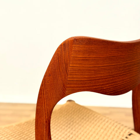 Danish set of 4 dining chairs 'model 71' by Niels O. Moller